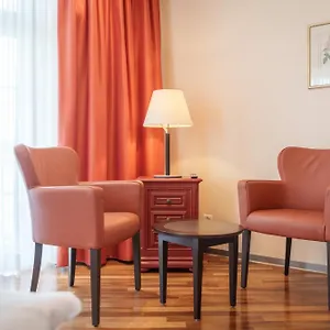 *** Hotel Schweizerhof Switzerland