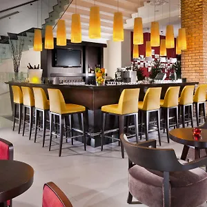 Hotel Courtyard By Marriott Center Budapest